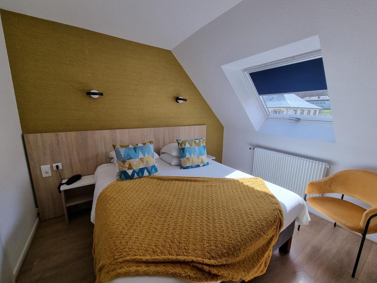 Logis Hotel Restaurant De La Poste Et Spa De Montagne Le Bonhomme Habitación foto